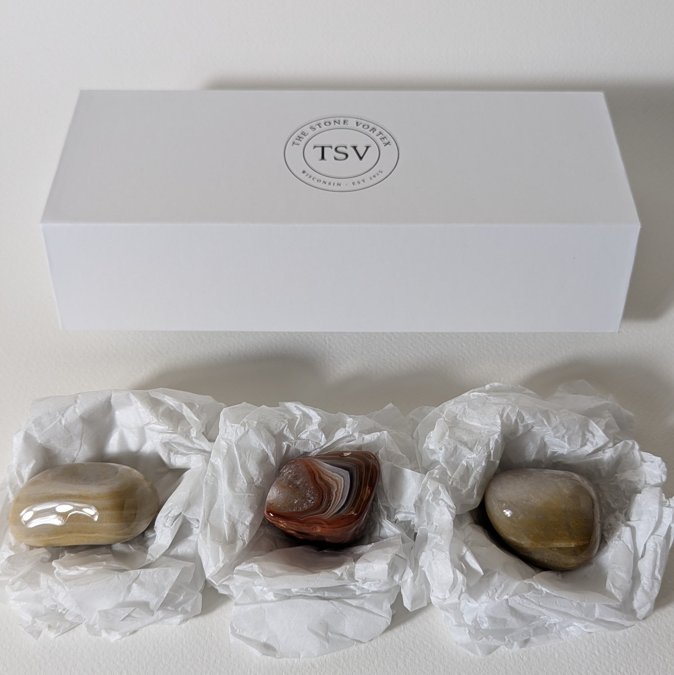 The Trilogy — Agate Keystone · No. 004