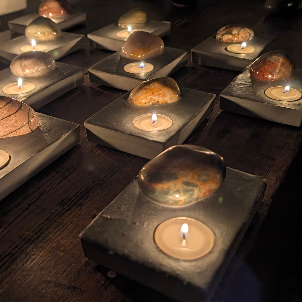 Solitaire No. 154 — Great Lakes Stone · Candle Light