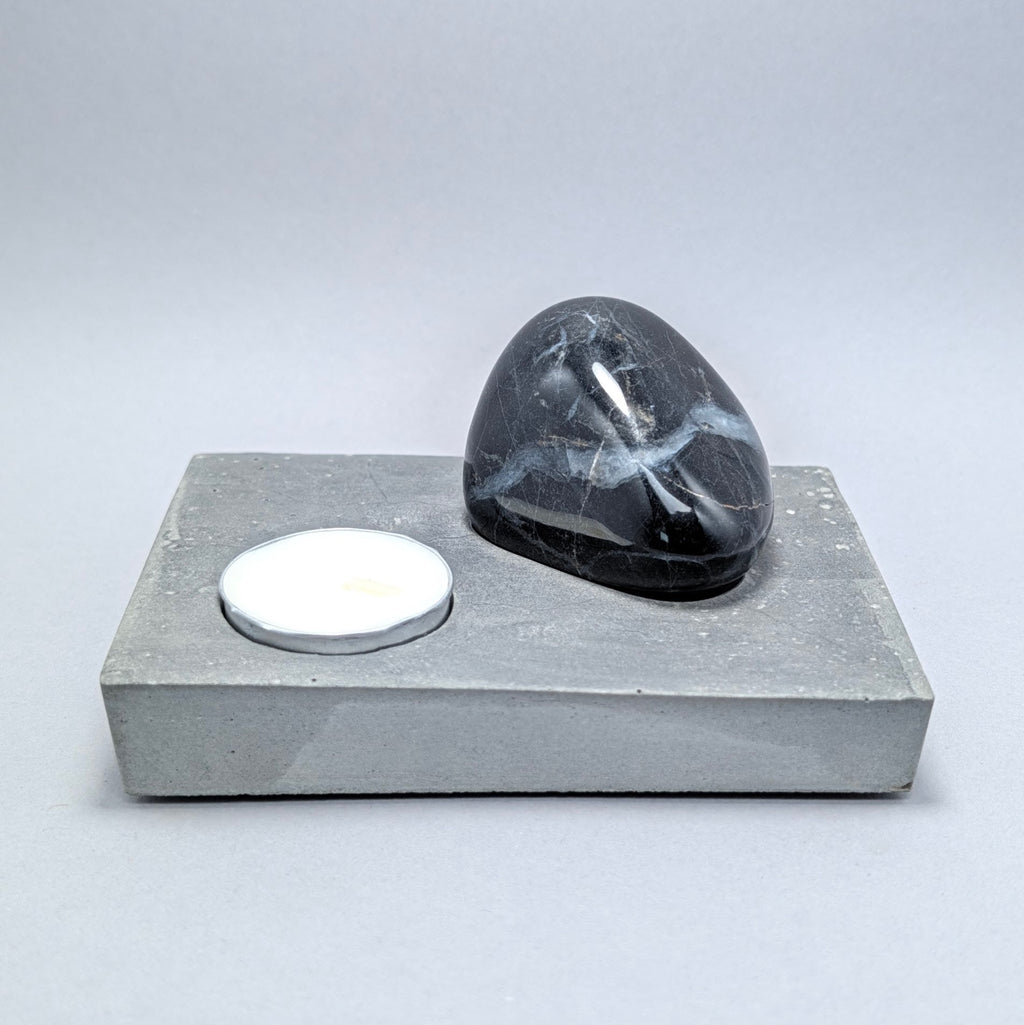 Solitaire No. 158 — Great Lakes Stone · Candle Light